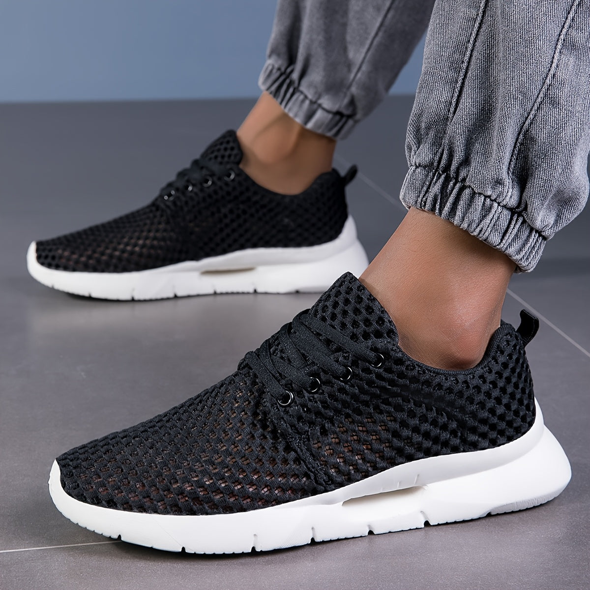 Summit Mesh Sneaker